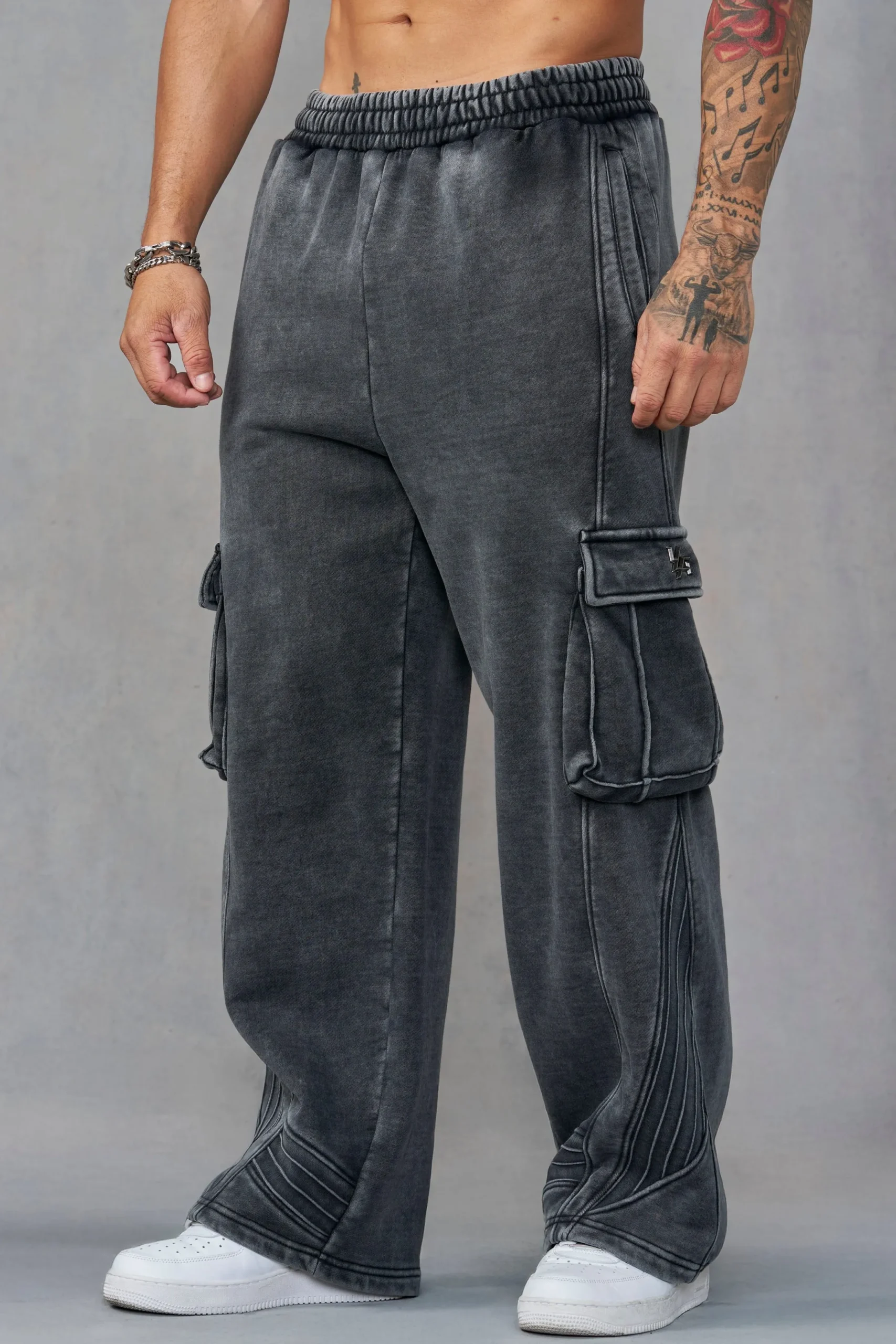 2131 - Batman Armored Sweats