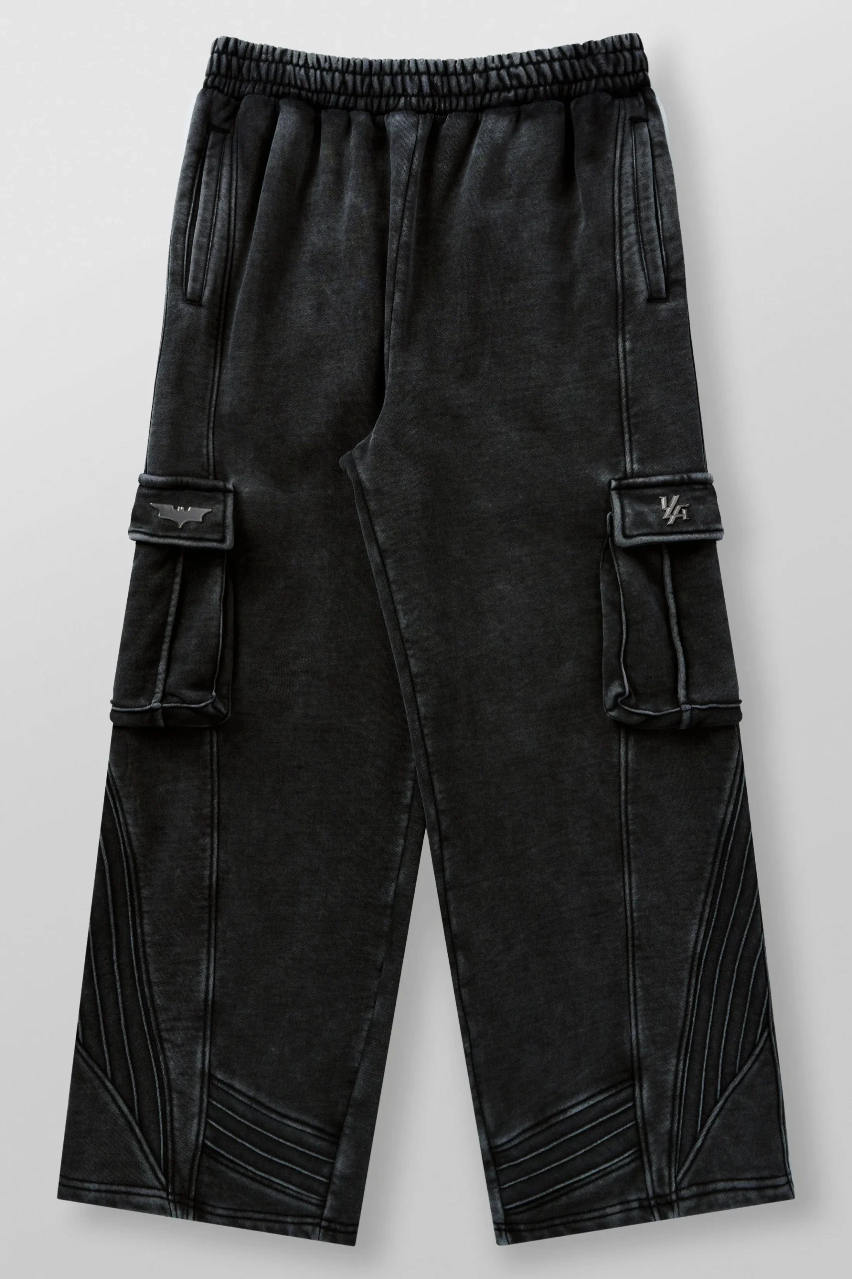 2131 - Batman Armored Sweats