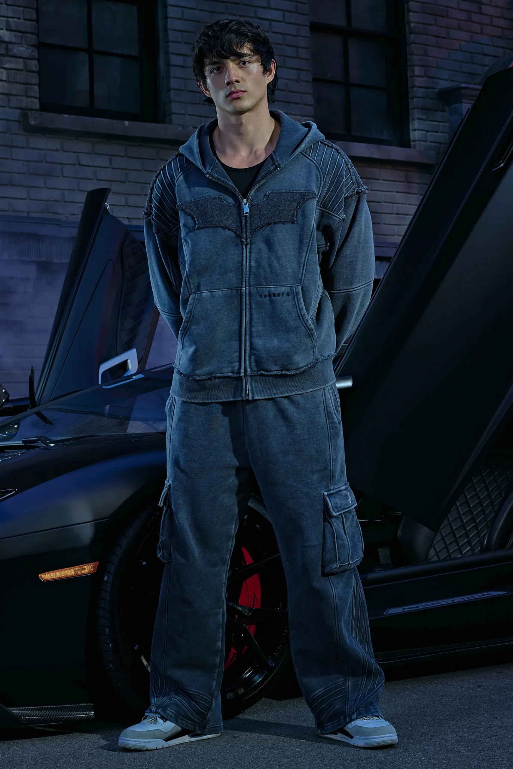 5209 - Batman Armored Zip-Ups