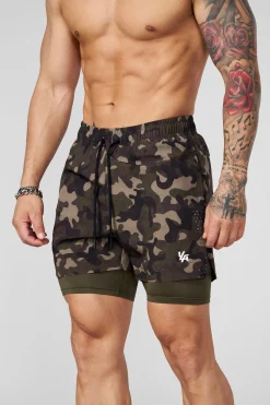 1047 - Camo Compression Shorts