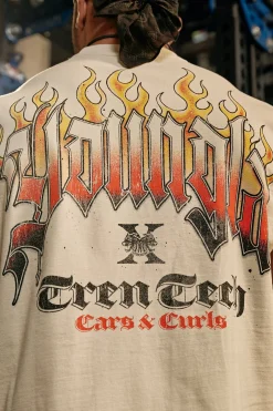 3032 - Cars & Curls - Cut-Offs