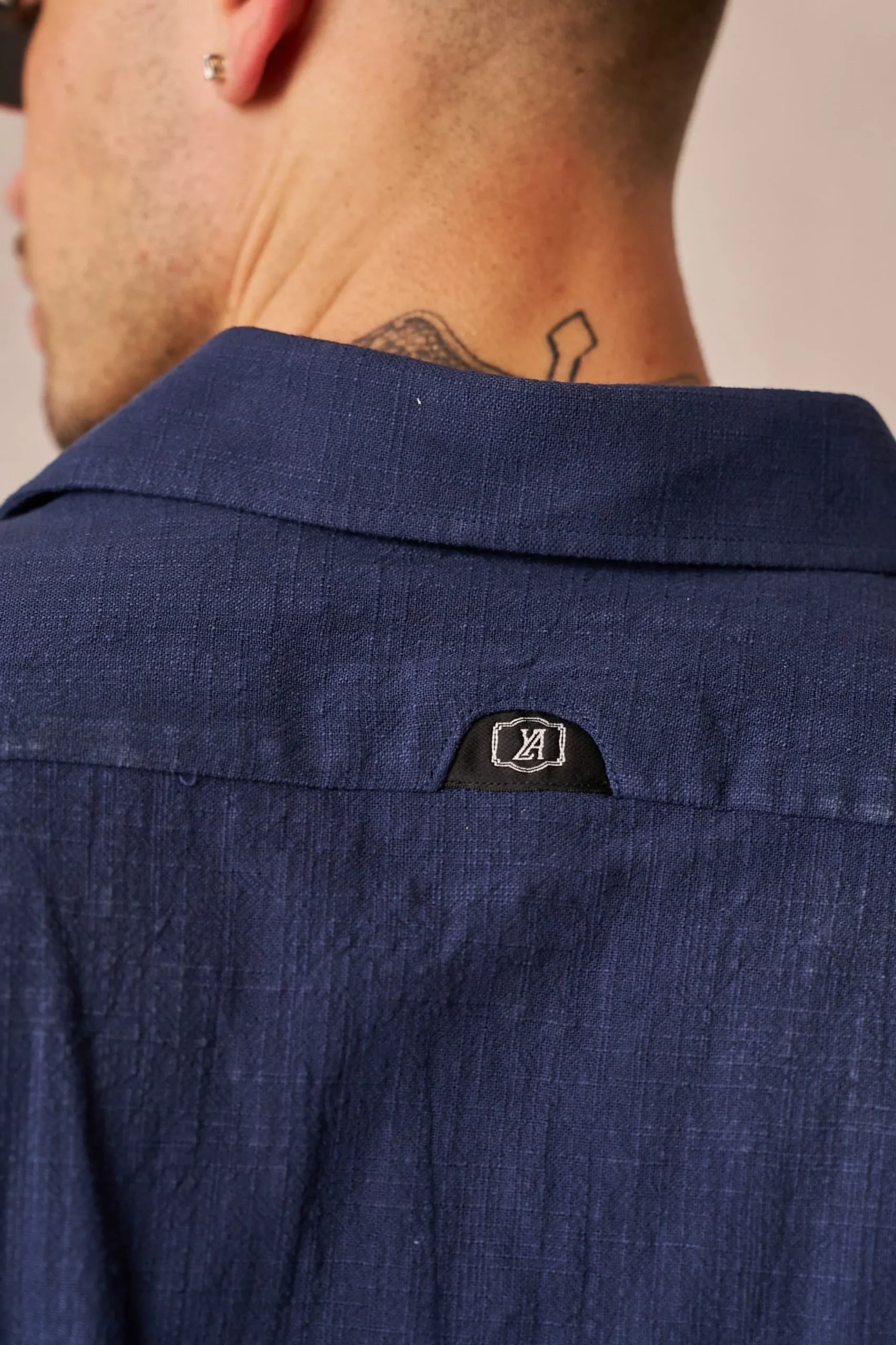 8095 - Cotton Linen Button-Ups