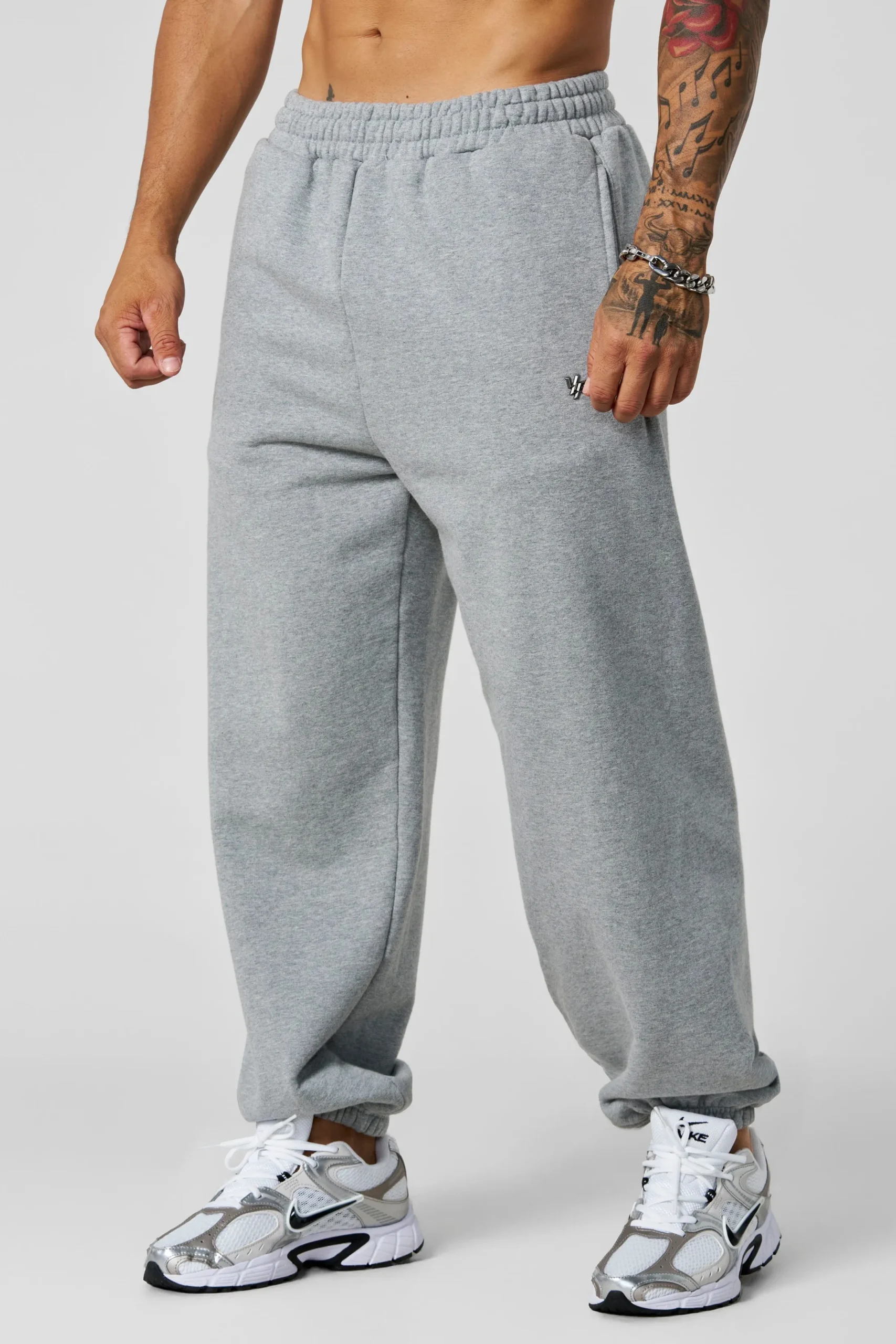 2069 - Elevated Essentials - Baggy Joggers