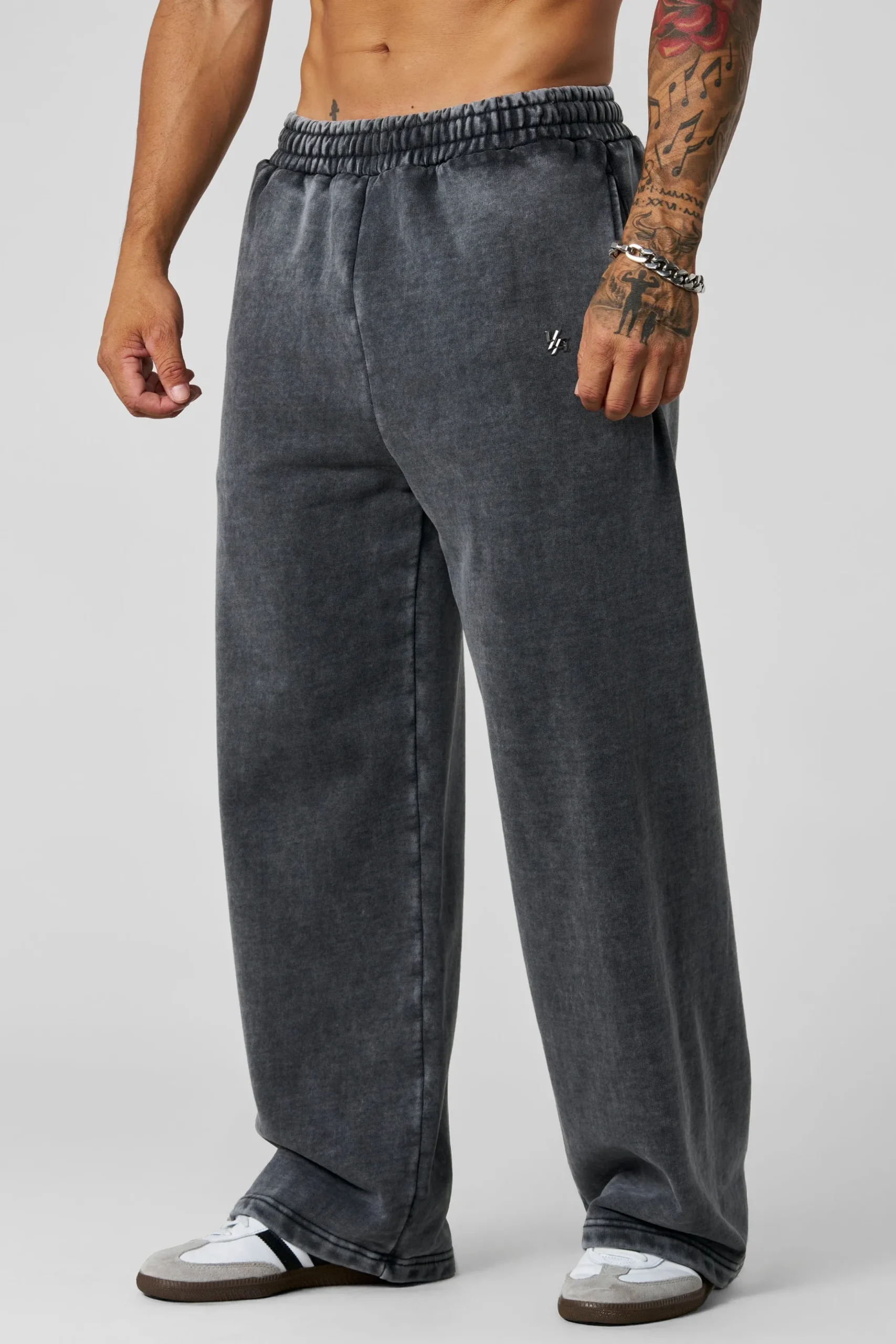 2067 - Elevated Essentials - Baggy Sweats