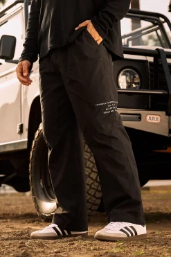 2147 - Estate Field Pants
