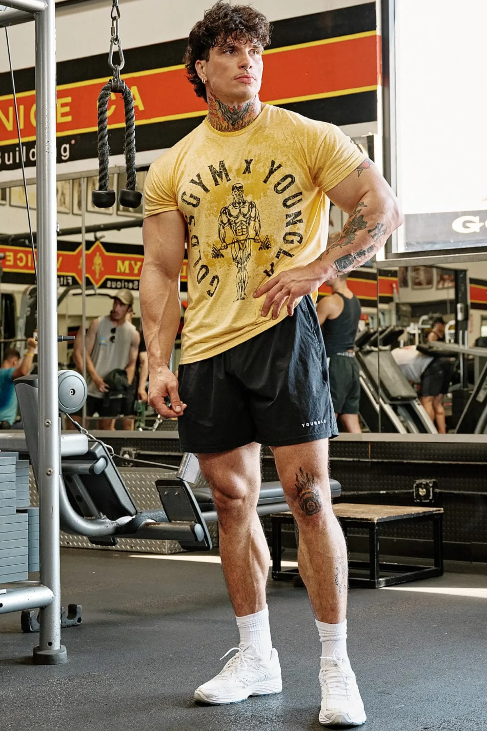 4206 - Gold's Gym Heather Tees
