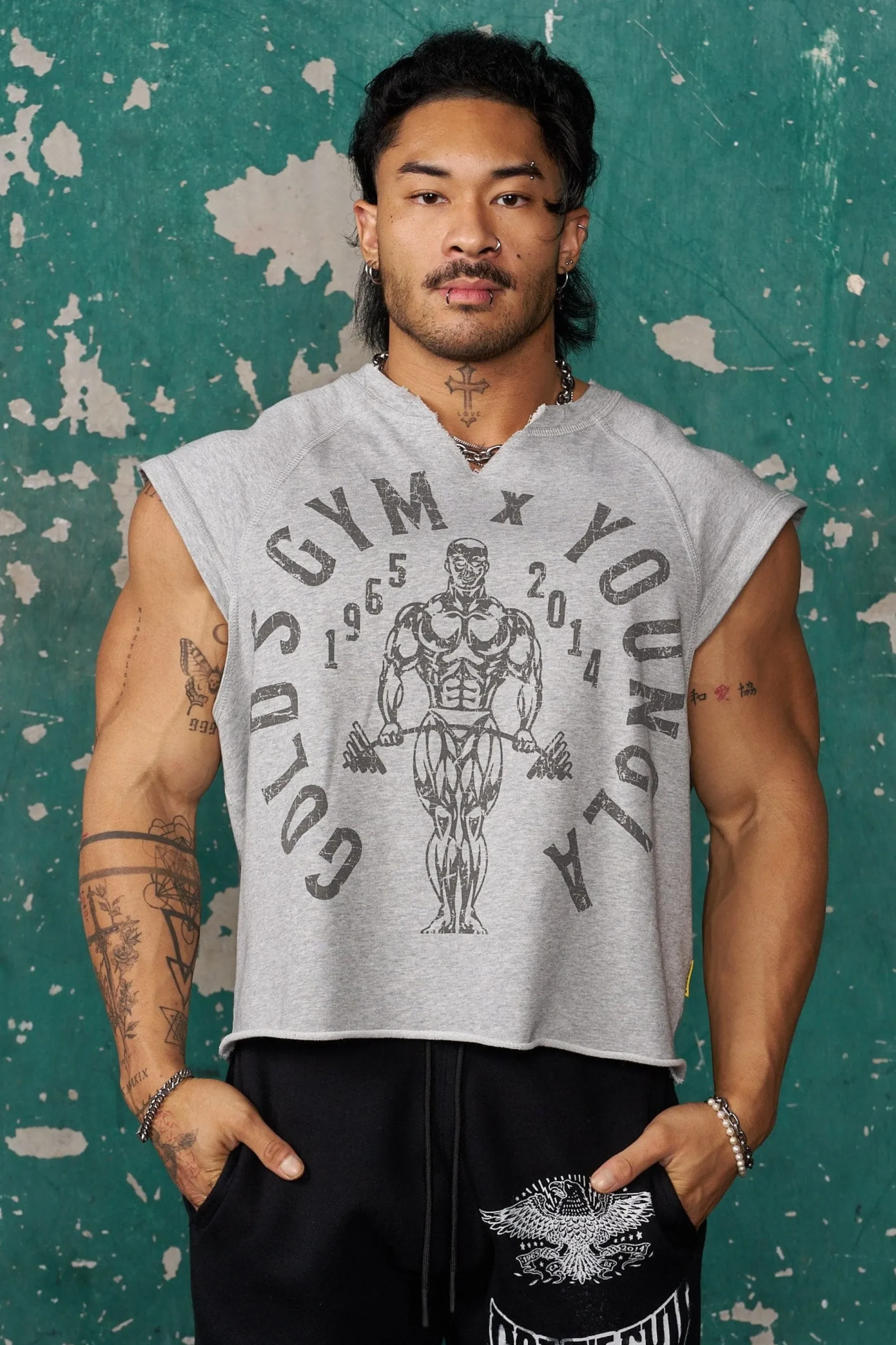 5069 - Golds Gym Vintage Cut Offs
