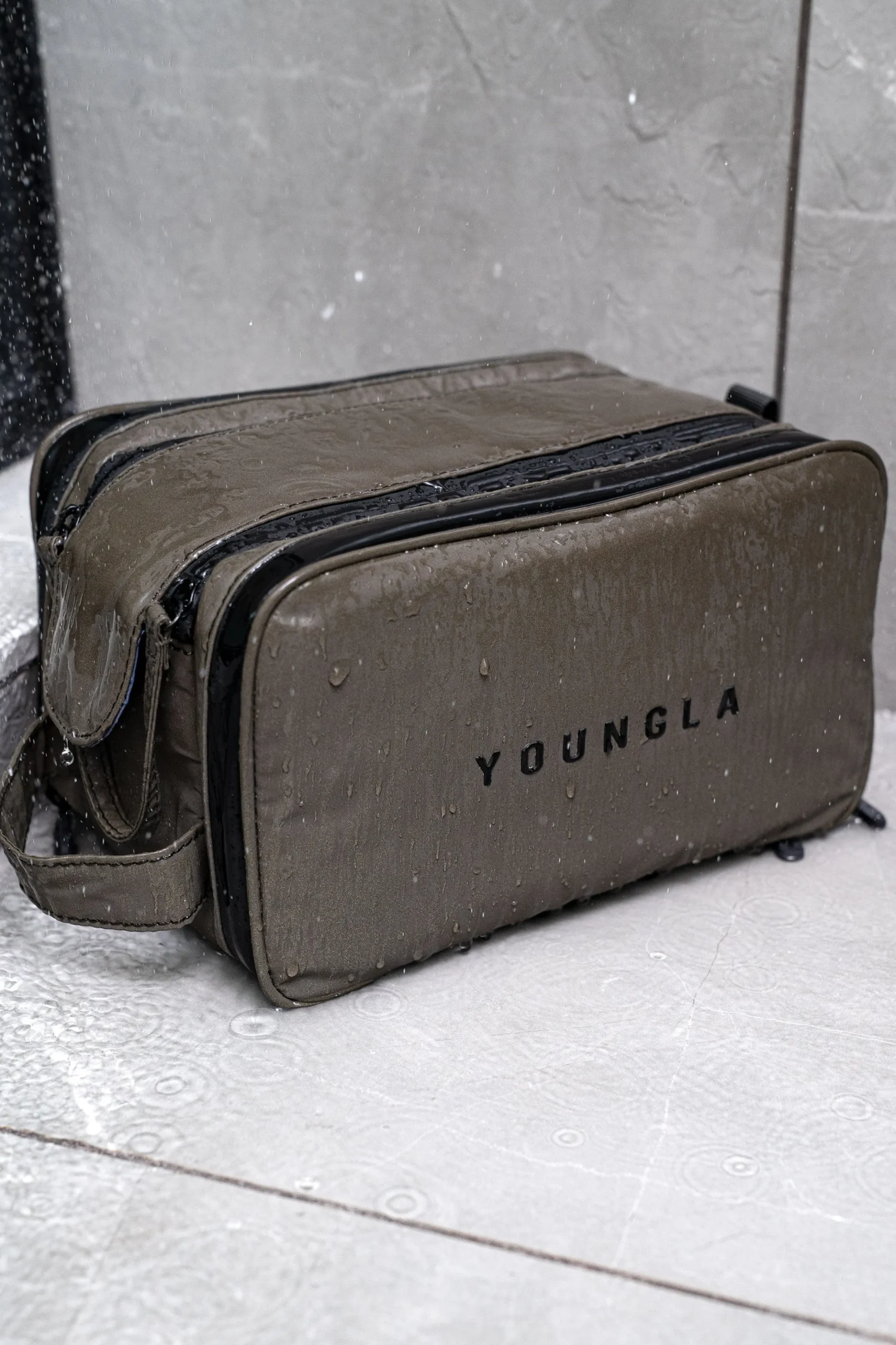 950 Lah Toiletry Bag