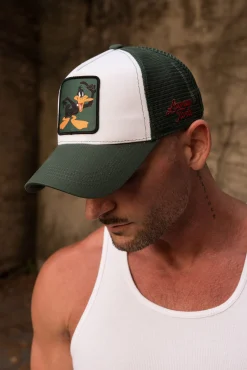 9135 - Looney Tunes Patch Trucker Hats