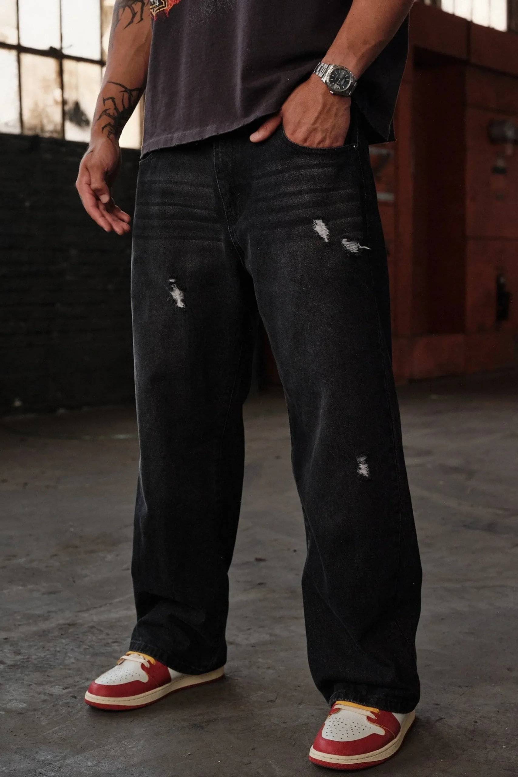 6037 - Loose Essential Jeans