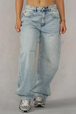 W2199 - 99 Barrel Jeans