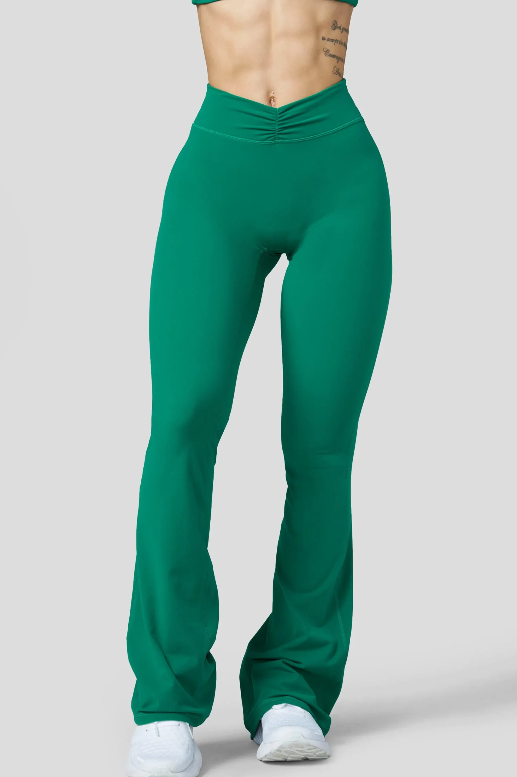 W2229 Buttersoft Scrunch Band Flare Leggings (reg)