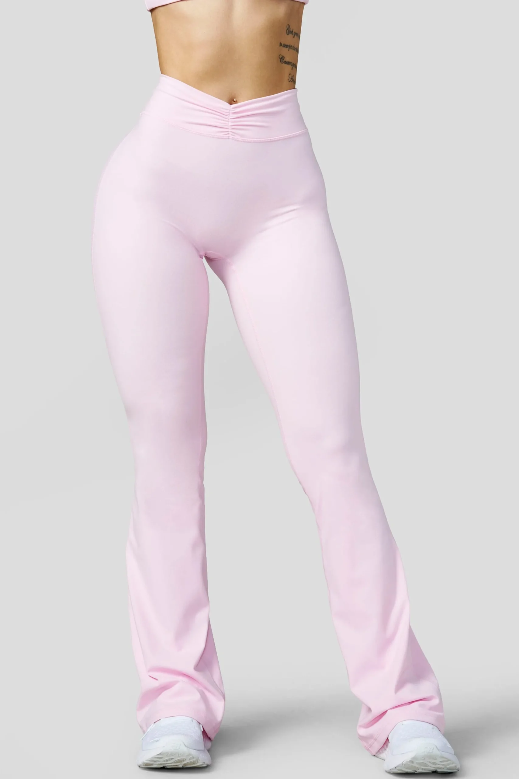 W2229 Buttersoft Scrunch Band Flare Leggings (reg)