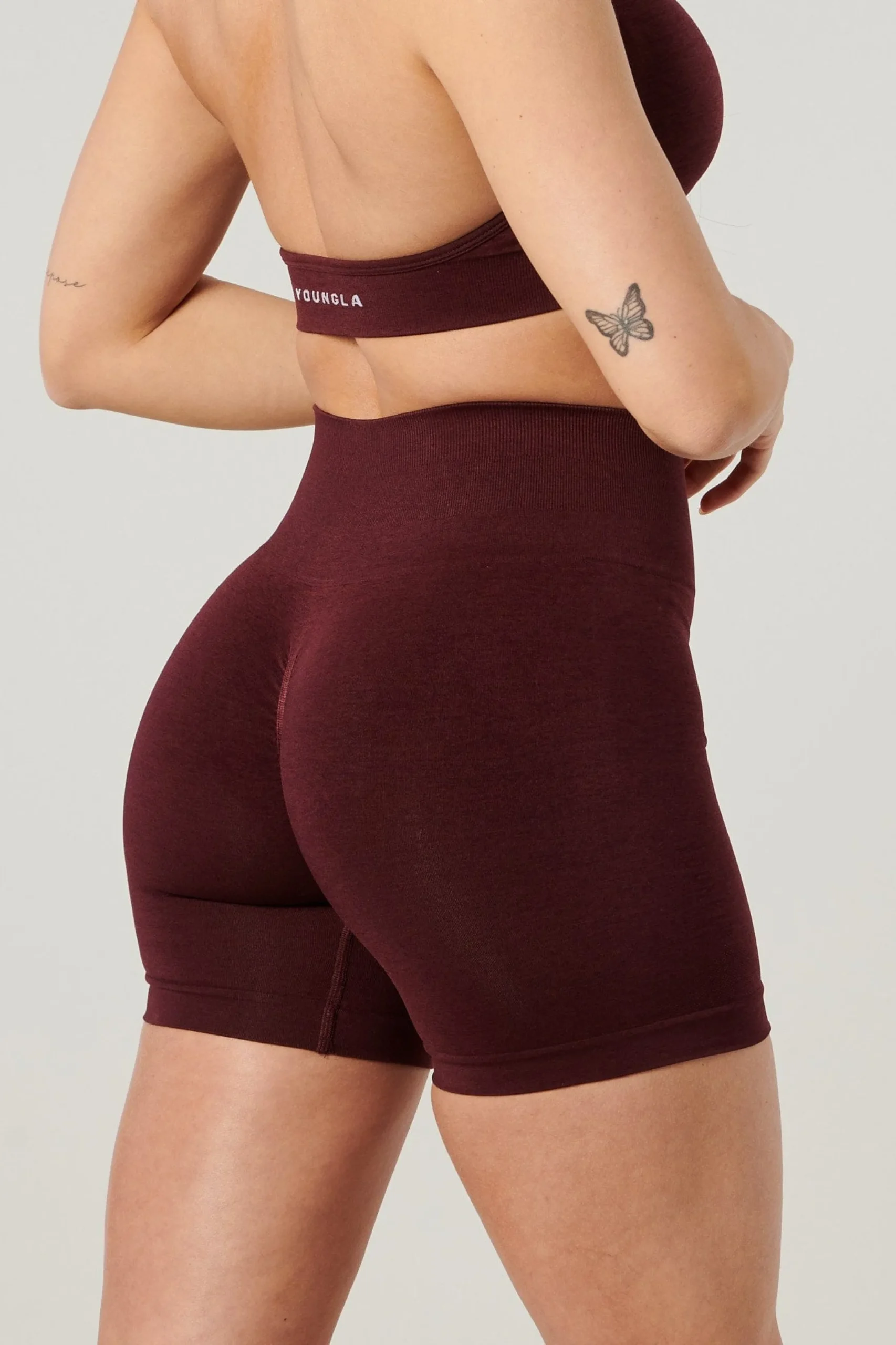 W120 - Core Seamless Shorts