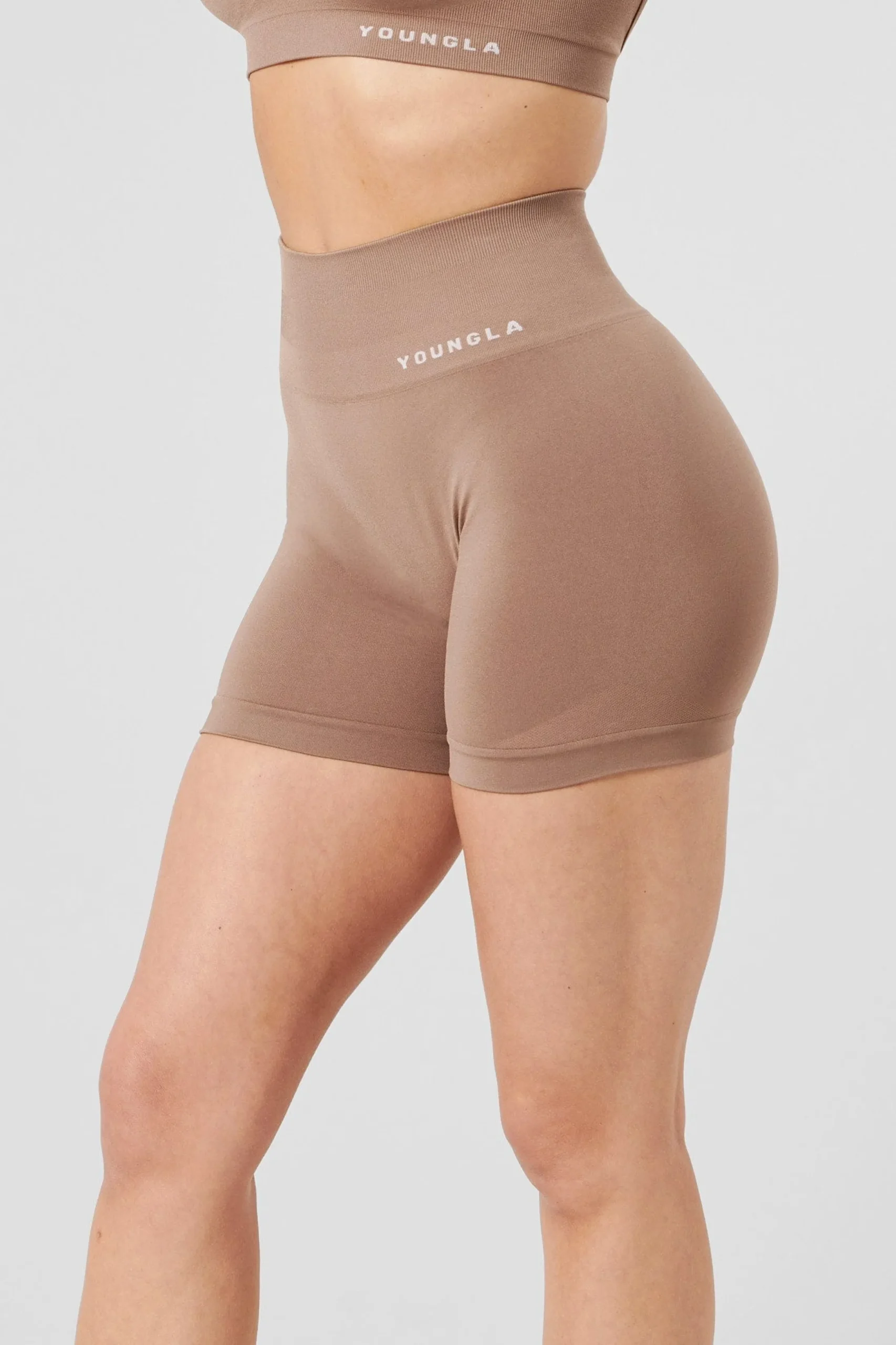 W120 - Core Seamless Shorts