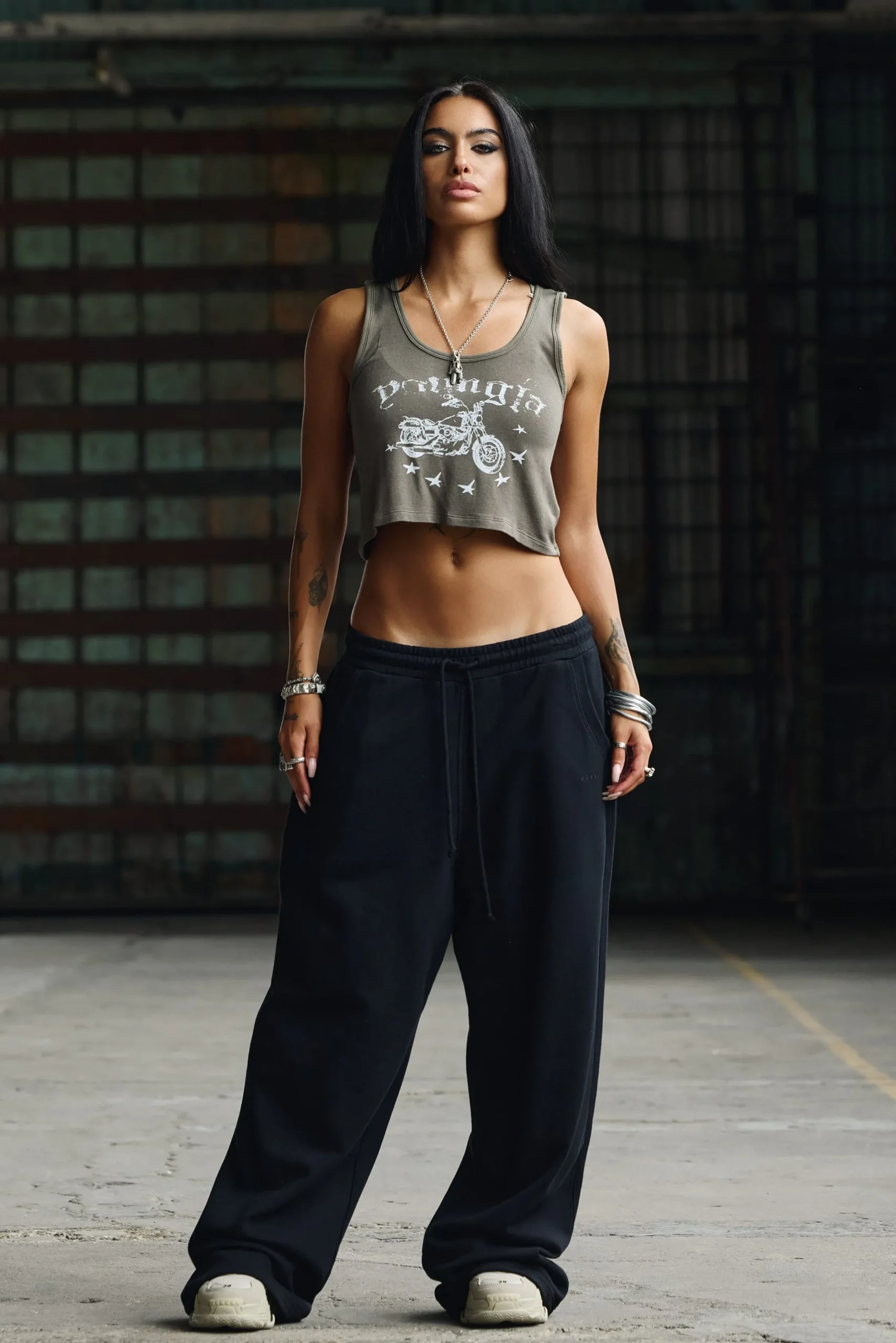 W4119 Crop Graphic tank