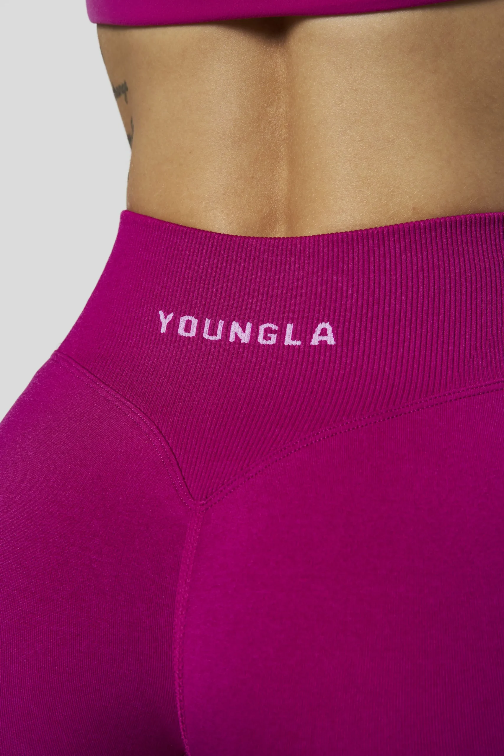 W252 Curve Hourglass Leggings Summer 26'