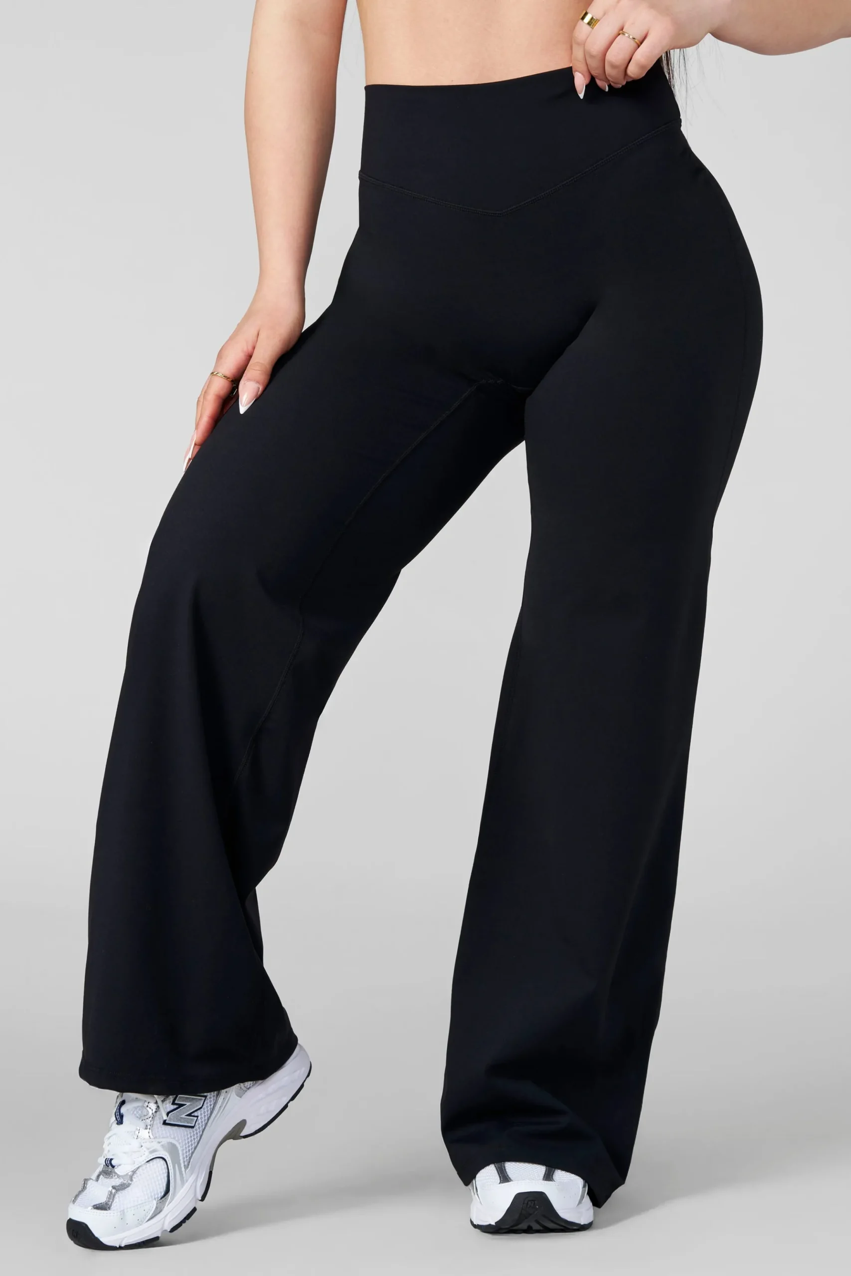 W2289 - Kove Wide Leg Flare Leggings (Short)