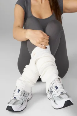 W6100 - Leg Warmers