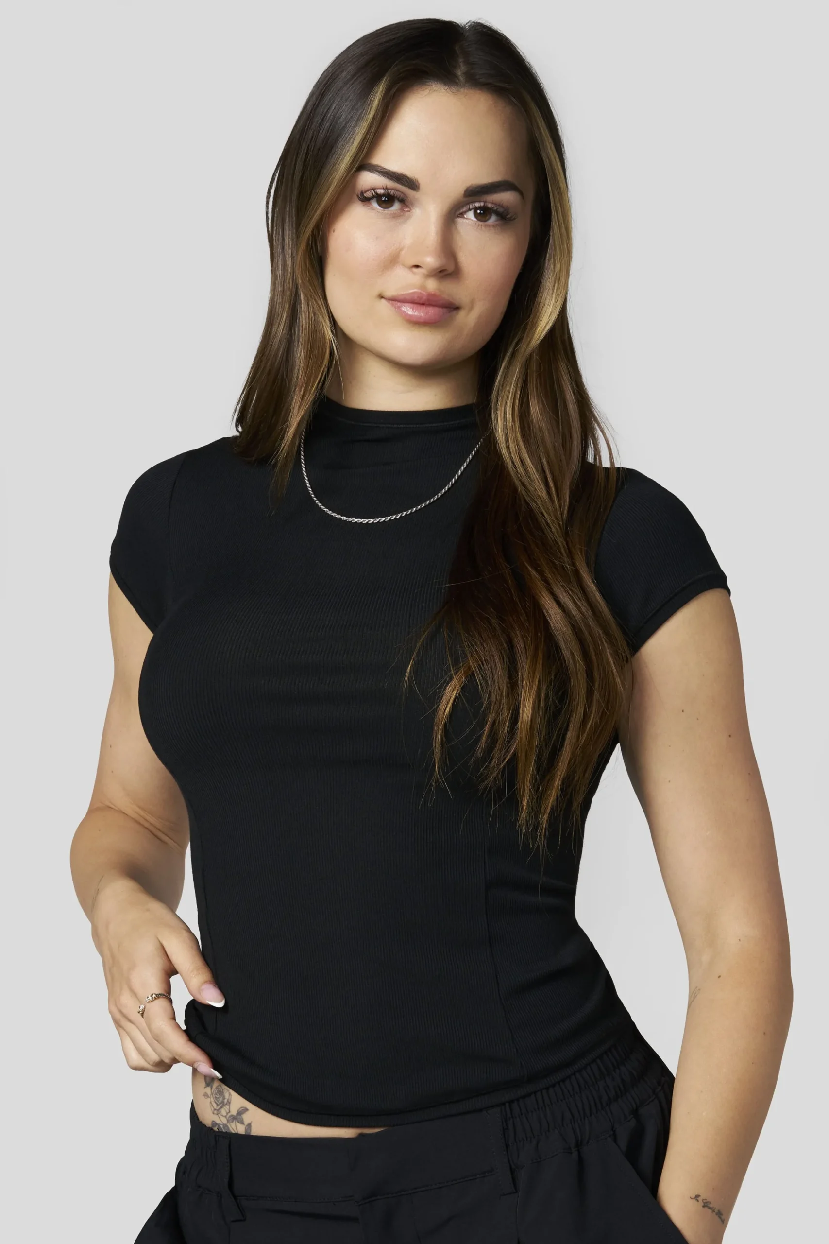 W4270 Ribbed Mock Neck Tee
