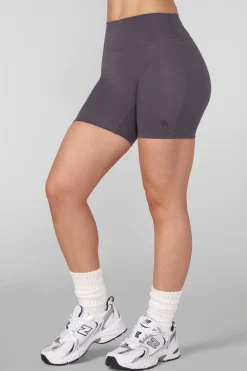W1153 - Studio Edit Active Short