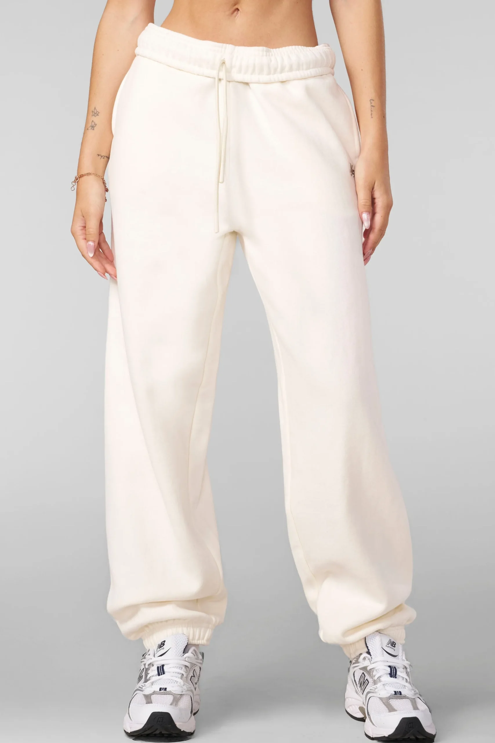 W2218 - Studio Edit Cuff Joggers