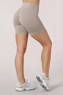 W122 - Urban Biker Shorts