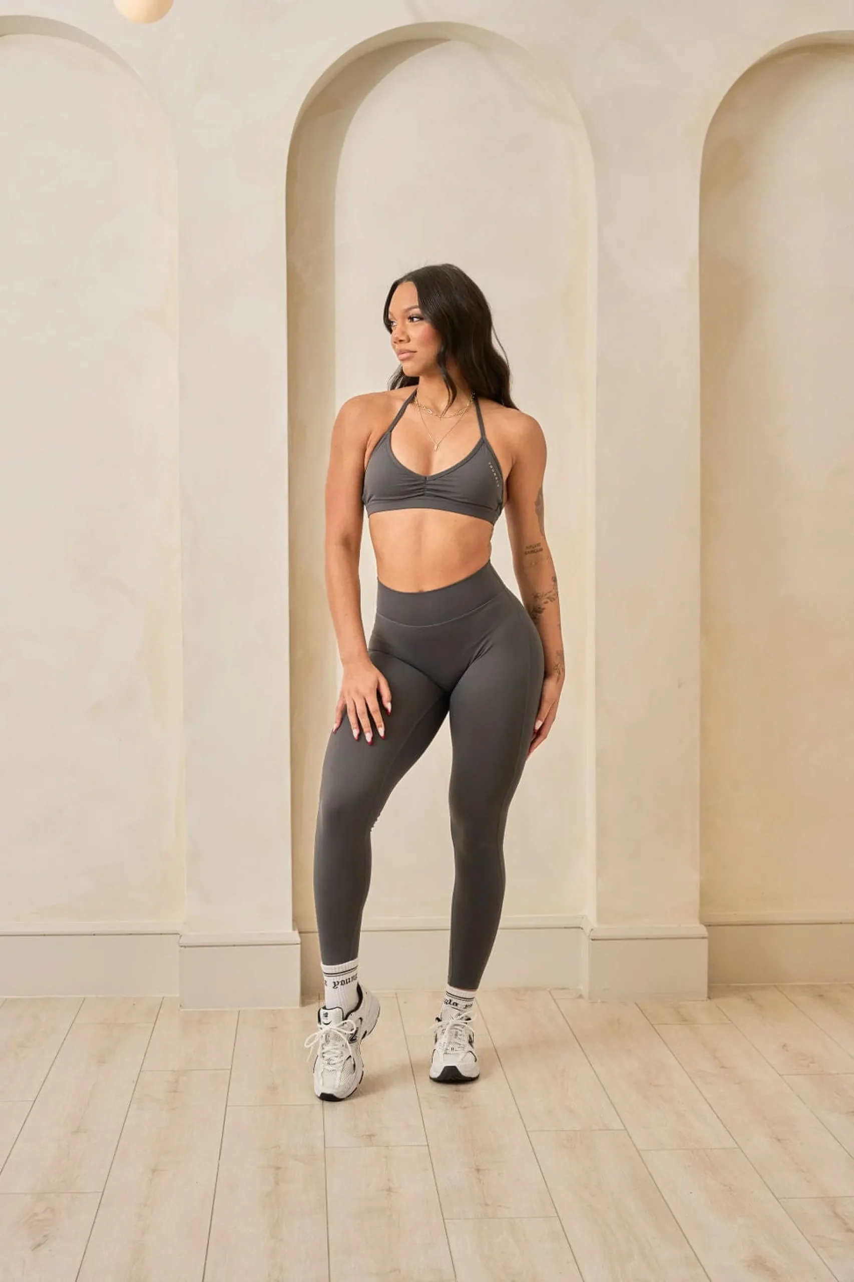 W335 - Urban V-neck Bra